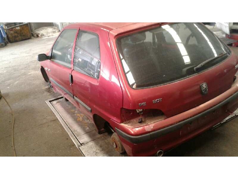 peugeot 106 (s2) del año 2000