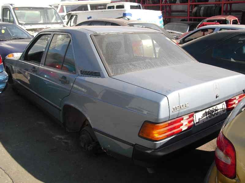 mercedes-benz clase c (w201) berlina del año 1988