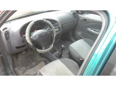 ford fiesta berlina (dx) del año 2000 2