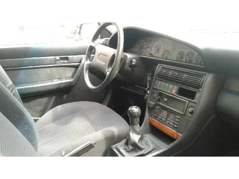 audi 100 berlina (c4) del año 1992