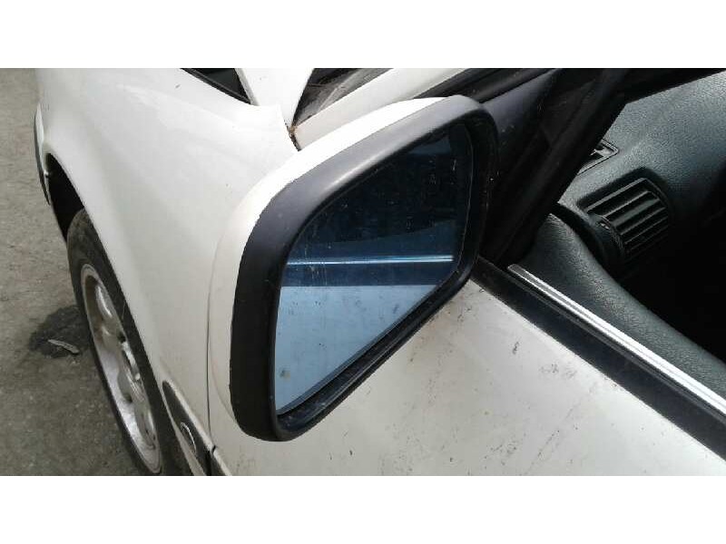 audi 100 berlina (c4) del año 1992