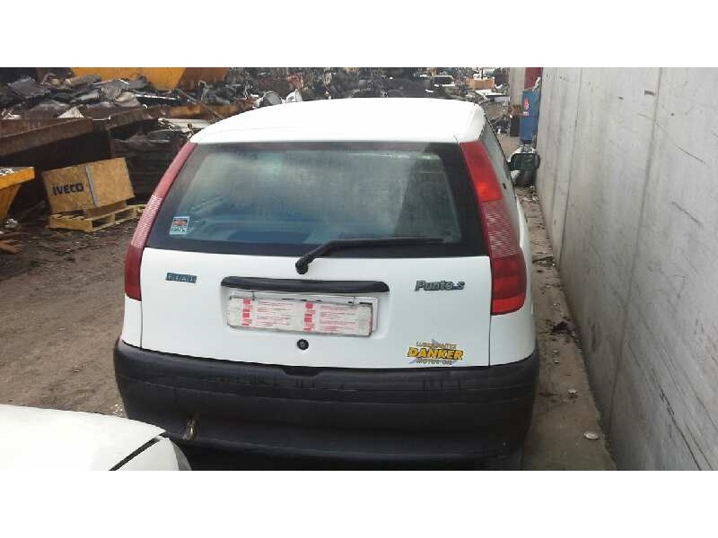 fiat punto berlina (176) del año 1998