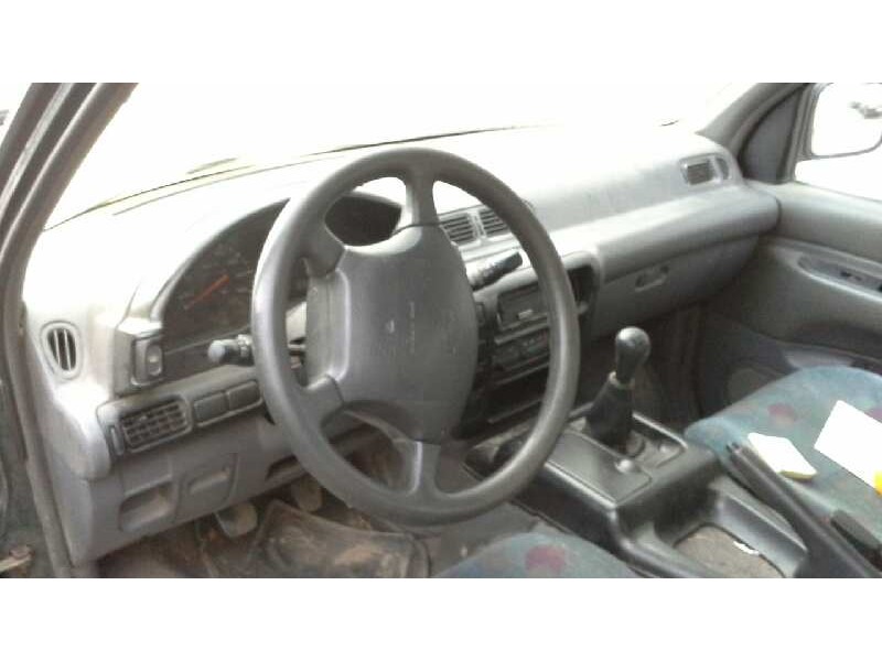 nissan serena (c23m) del año 1998