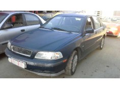 volvo s40 berlina del año 1999