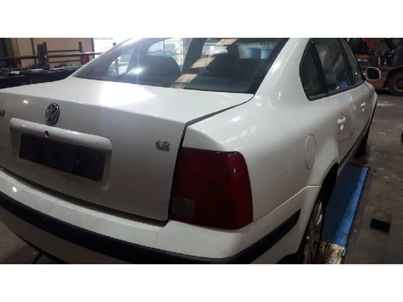 volkswagen passat berlina (3b2) del año 2000
