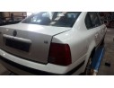 VOLKSWAGEN PASSAT BERLINA (3B2)