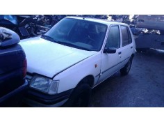 peugeot 205 berlina del año 1996