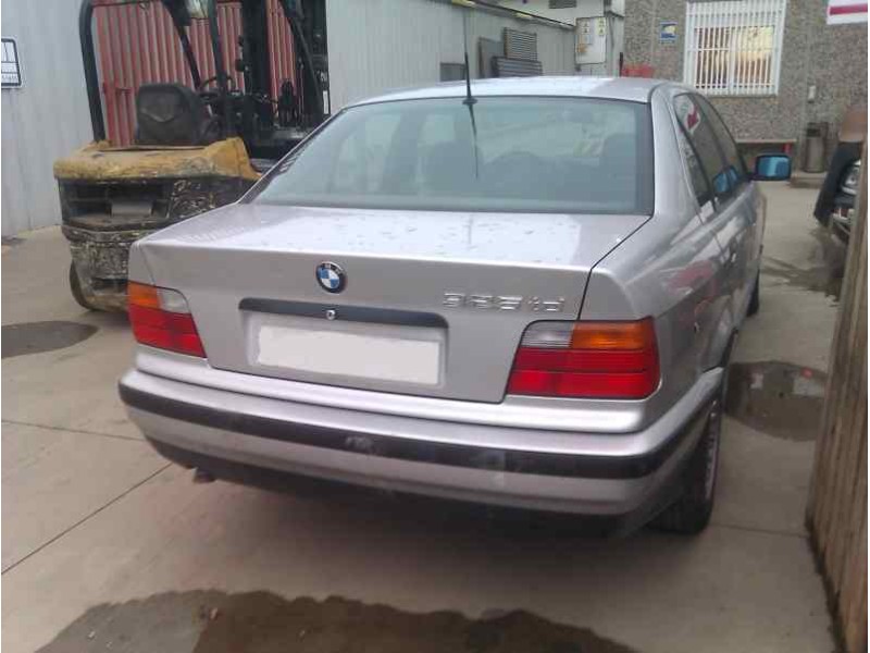 bmw serie 3 berlina (e36) del año 1994