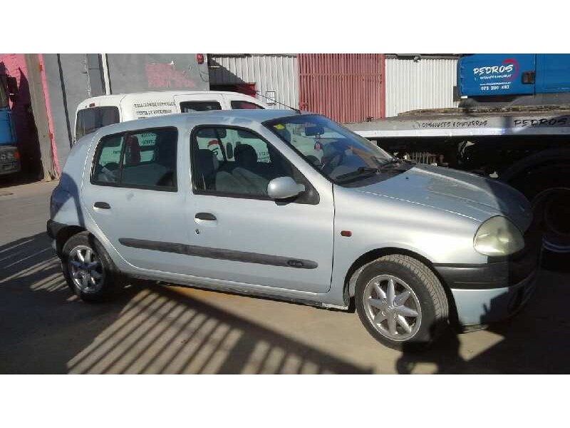renault clio ii fase i (b/cbo) del año 2000