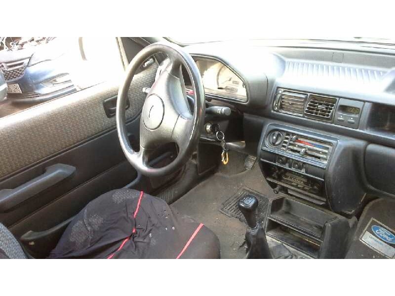 ford fiesta berl./courier del año 1993