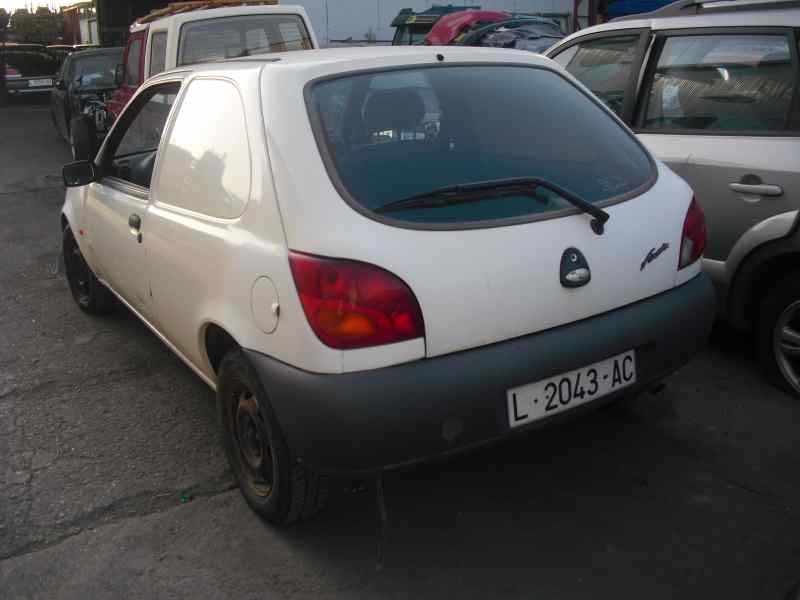 ford fiesta berlina del año 1997