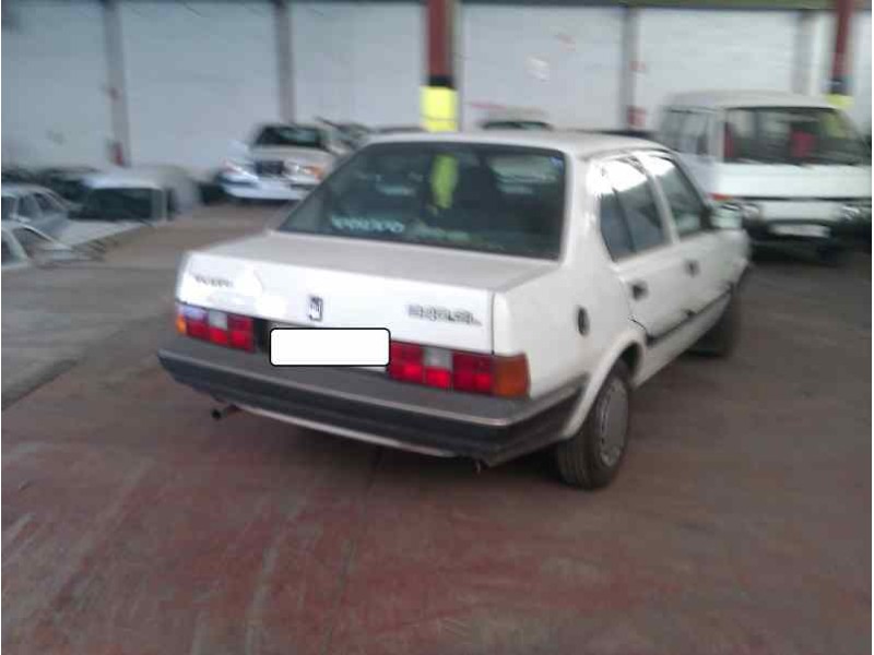 volvo serie 340 del año 1989