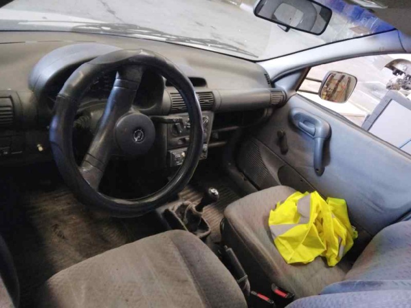 opel combo (corsa b) del año 1996