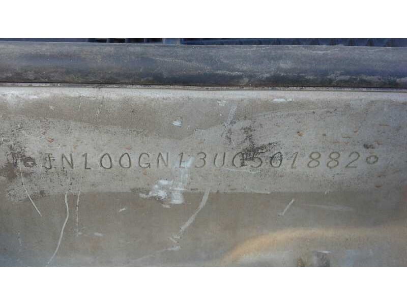 nissan sunny berlina (n13) del año 1989