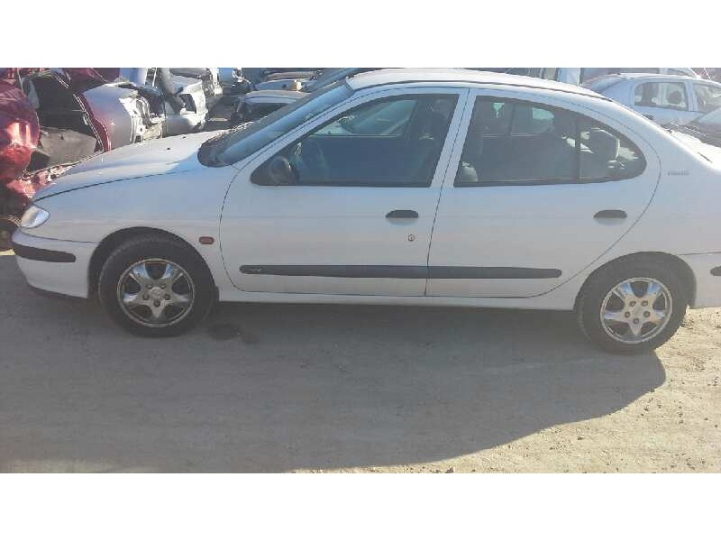 renault megane i classic (la0) del año 1996
