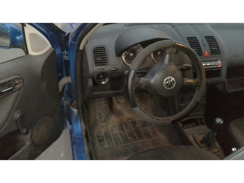 volkswagen polo berlina (6n2) del año 2000