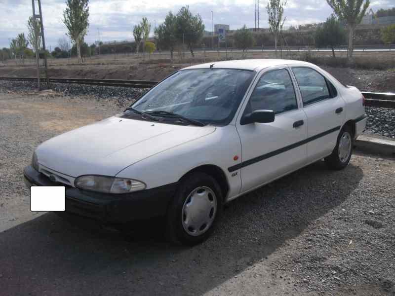 ford mondeo berlina/familiar (fd) del año 1993