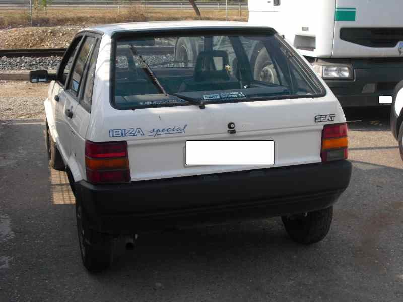 seat ibiza del año 1990