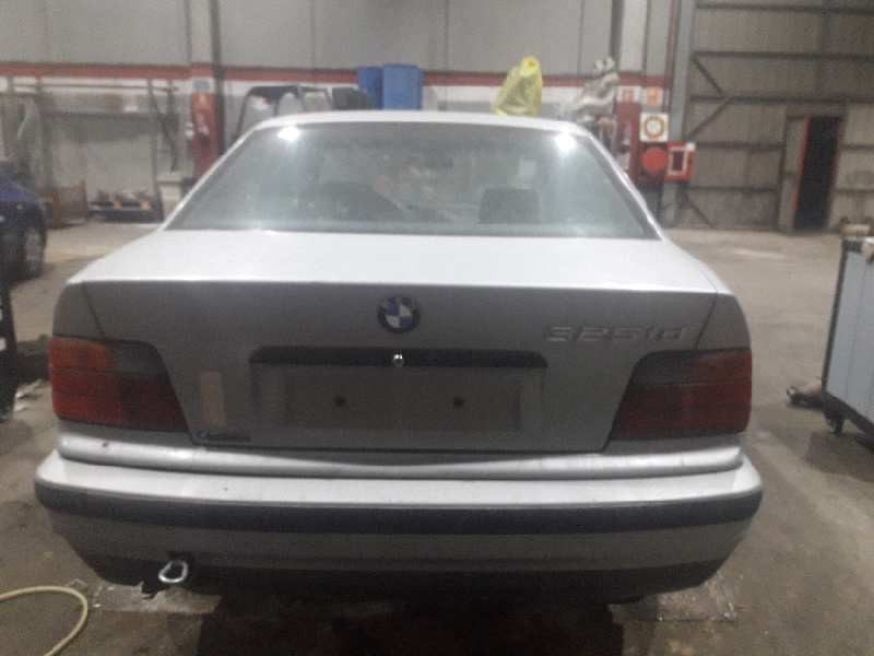 bmw serie 3 berlina (e36) del año 1993