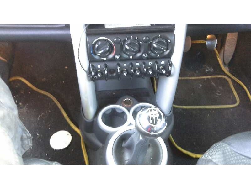 bmw mini (r50,r53) del año 2002