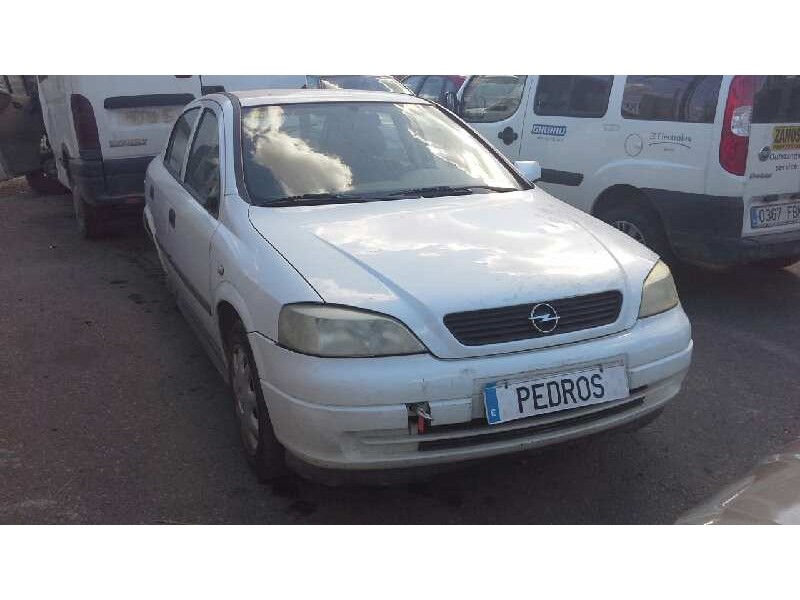 opel astra g berlina del año 1998