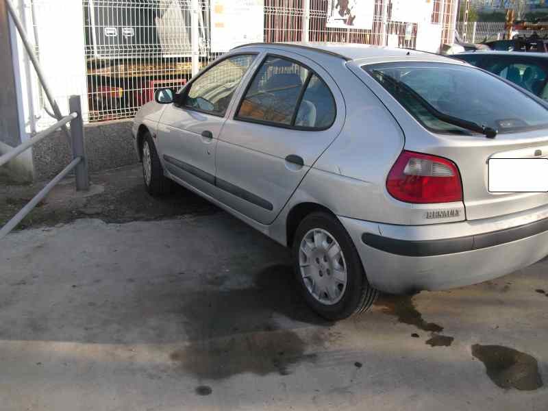 renault megane i berlina hatchback (ba0) del año 1997