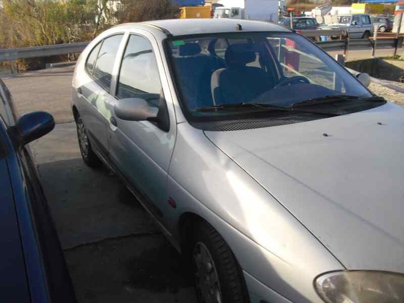 renault megane i berlina hatchback (ba0) del año 1997