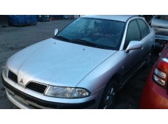 mitsubishi carisma berlina 4 (da0) del año 2000 2