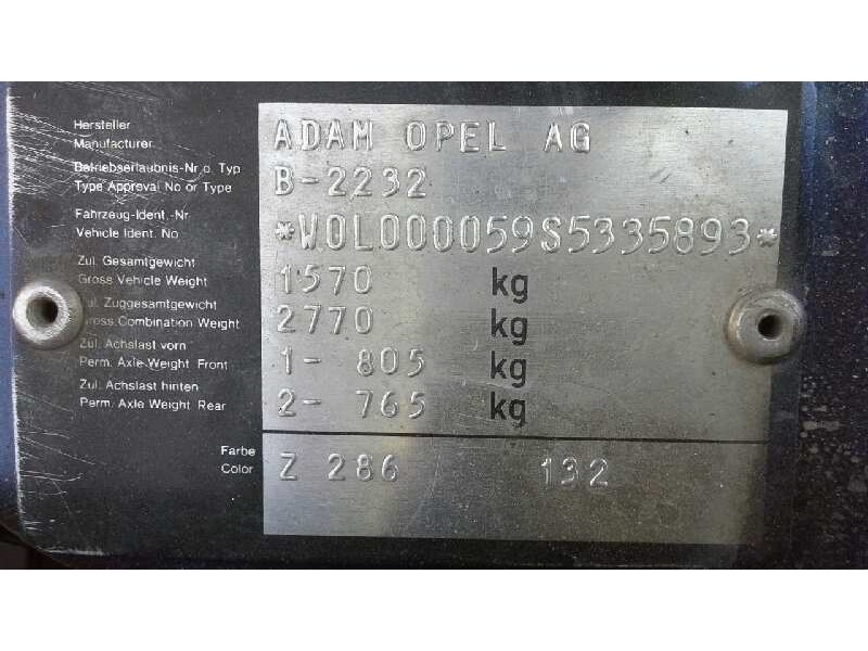 opel astra f berlina del año 1995