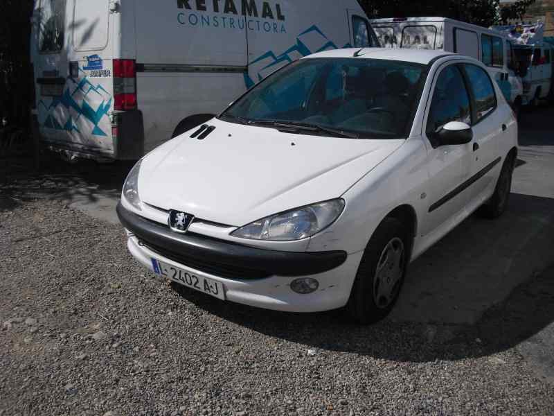 peugeot 206 berlina del año 2002