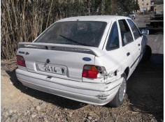 ford escort berlina/turnier del año 1992