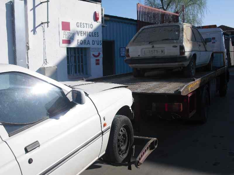 ford escort berlina/turnier del año 1992