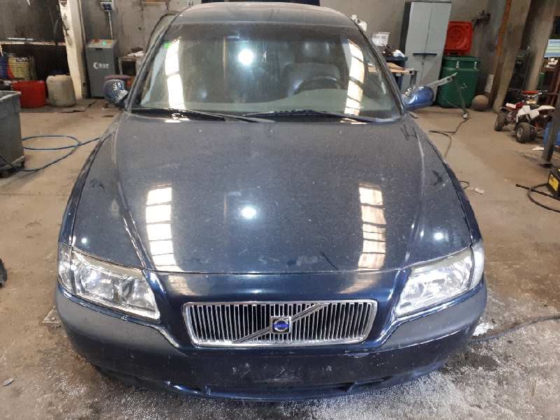 volvo s80 berlina del año 1999