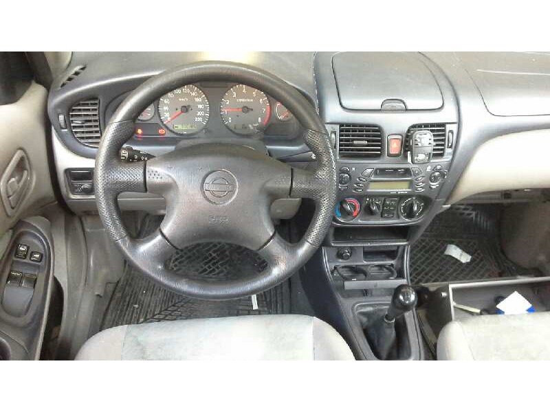 nissan almera (n16/e) del año 2000