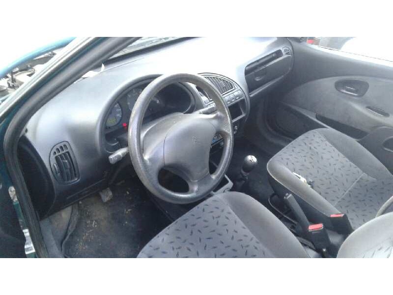 citroën saxo del año 2000