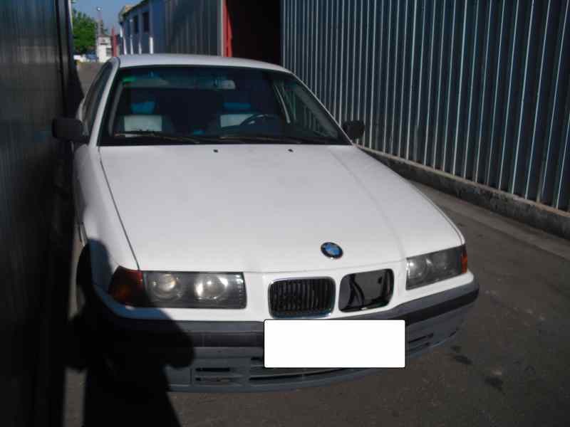 bmw serie 3 berlina (e36) del año 1992