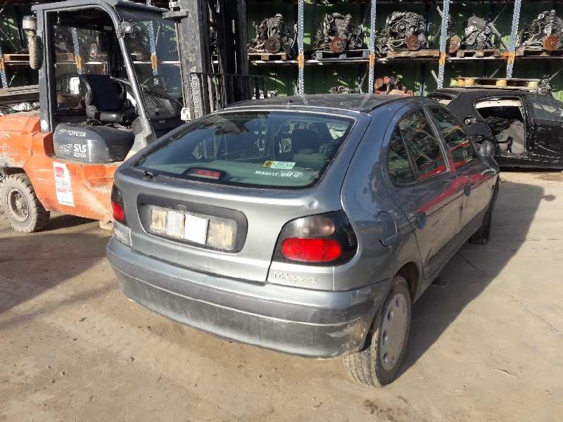 renault megane i berlina hatchback (ba0) del año 1998