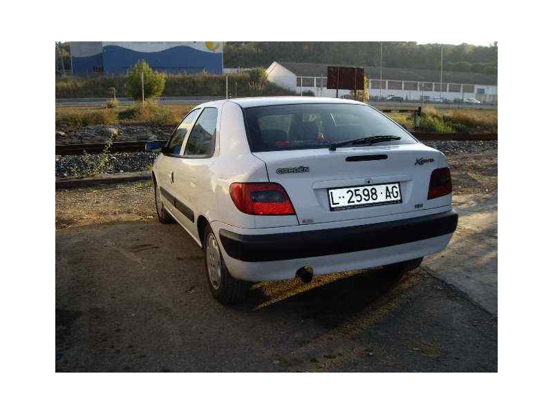 citroën xsara berlina del año 1950