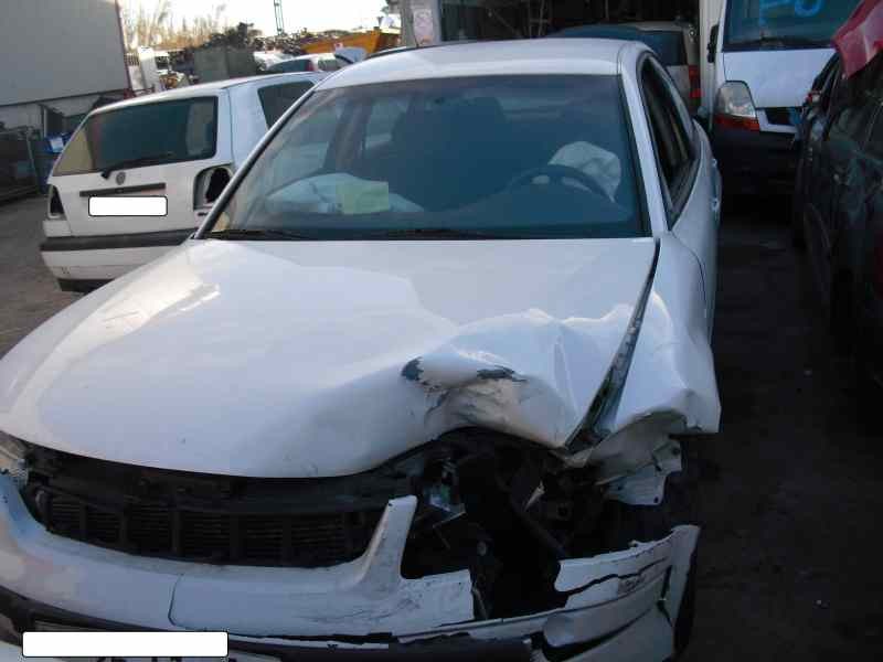 volkswagen passat berlina (3b2) del año 1999