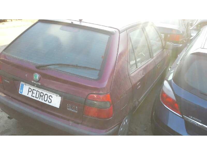skoda felicia berlina ( 791) del año 1998