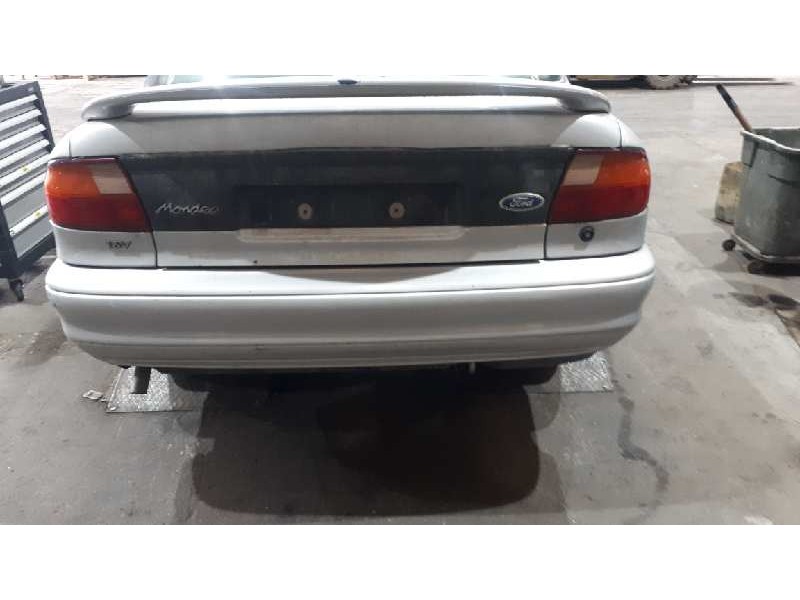 ford mondeo berlina/familiar (fd) del año 1993