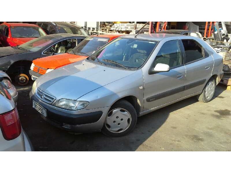 citroën xsara berlina del año 1999