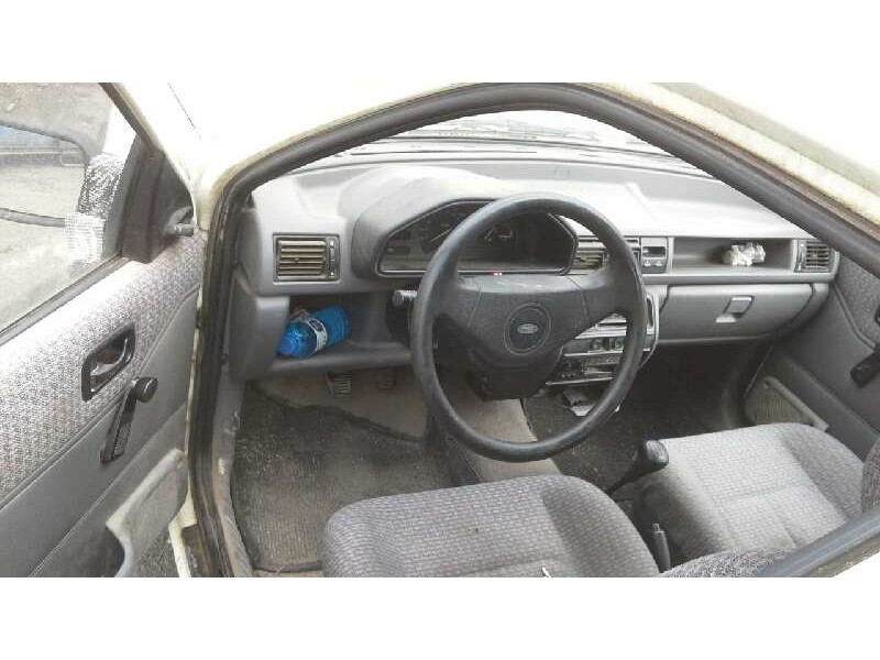 ford fiesta berl./courier del año 1992