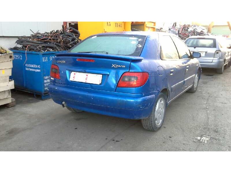 citroën xsara berlina del año 2000
