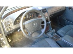 mercedes-benz clase c (w202) berlina del año 1996 2