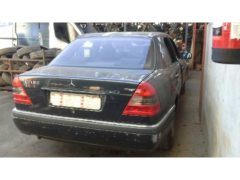 mercedes-benz clase c (w202) berlina del año 1996