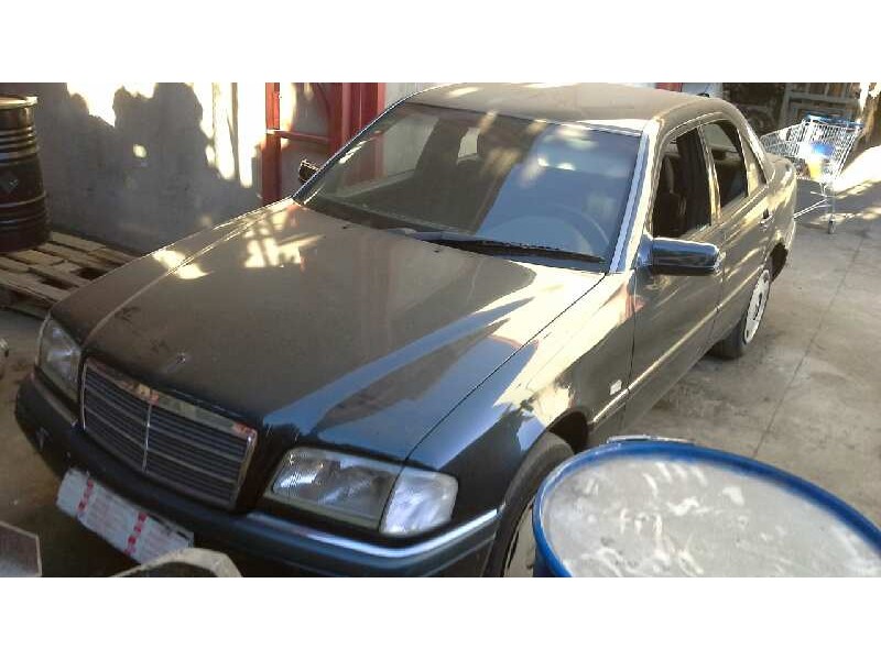 mercedes-benz clase c (w202) berlina del año 1996