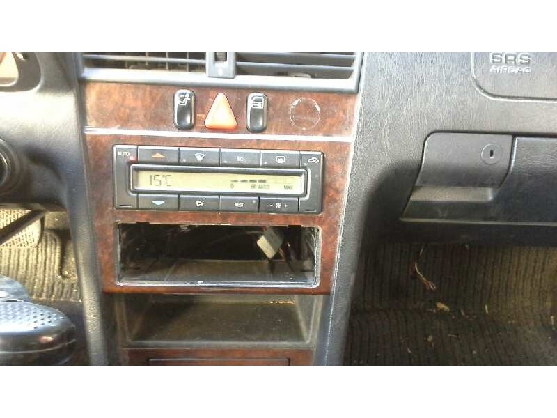 mercedes-benz clase c (w202) berlina del año 1996