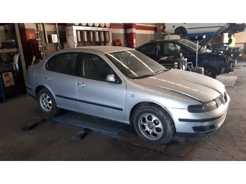 seat toledo (1m2) del año 2000
