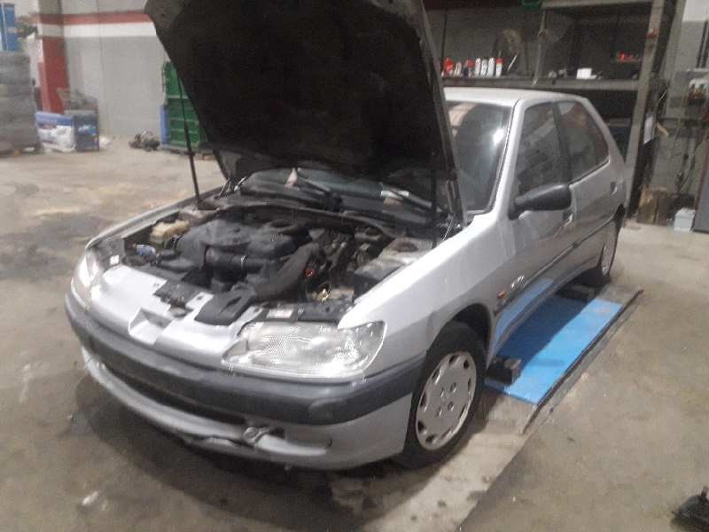 peugeot 306 berlina 3/4/5 puertas (s2) del año 1999